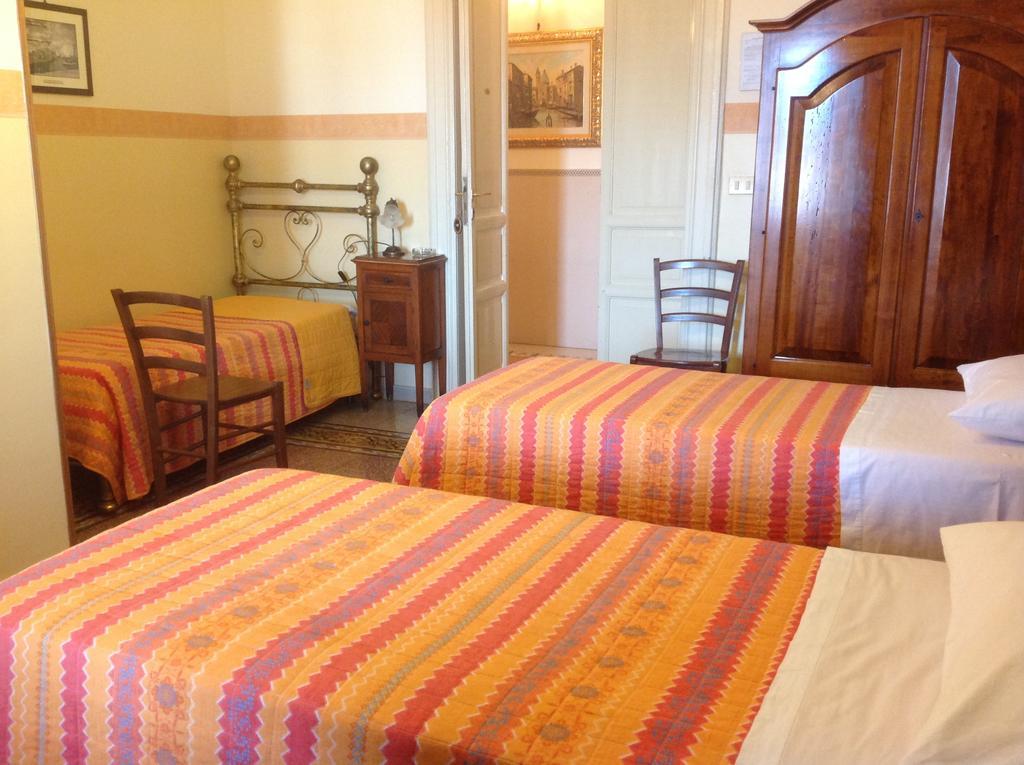 Albergo Cavour Παλέρμο Εξωτερικό φωτογραφία
