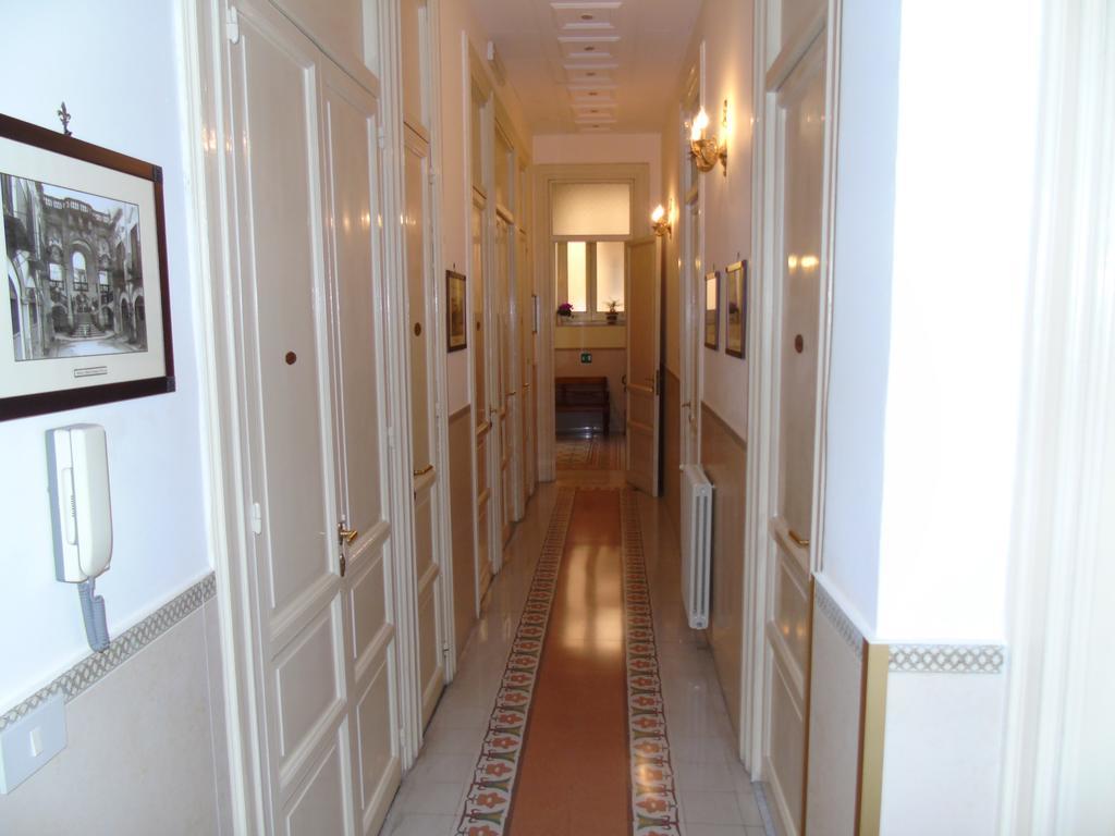 Albergo Cavour Παλέρμο Εξωτερικό φωτογραφία