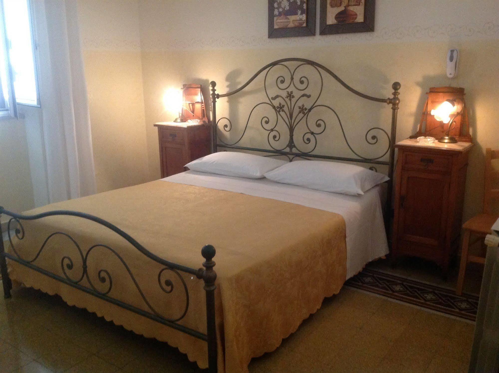 Albergo Cavour Παλέρμο Εξωτερικό φωτογραφία